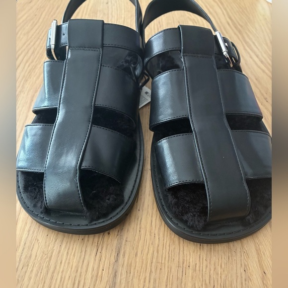 🆕Zara Black Faux Fur Lined Flat Cage Sandals 9/40🆕 - Picture 9 of 16